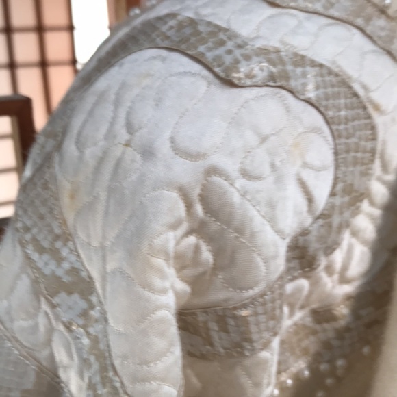 Della Knit sweater with beading, quilting’s d faux leather on shoulders. Size S - Picture 10 of 11